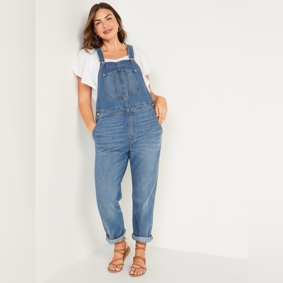 NWT! Women’s Slouchy Straight Non-Stretch Workwear Jean Overalls - 0 Petite 💛 - Picture 1 of 8
